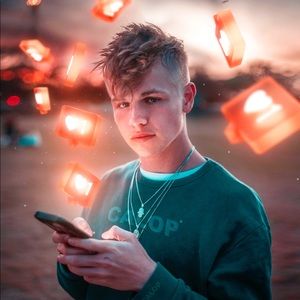 Meet your Posher, Cam